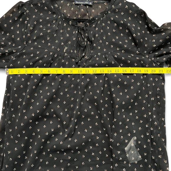 Abercrombie & Fitch black mesh blouse floral print Size XL - Picture 5 of 6